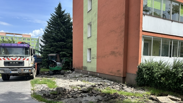 Mením nevyužívané spevnené plochy na zeleň